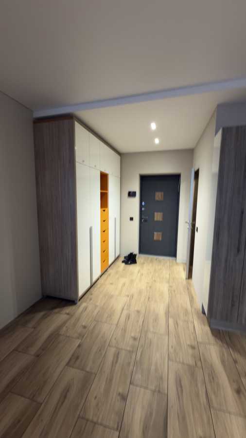 Продаж 5-кімнатної квартири 135 м², Миколи Гулака вул., 4