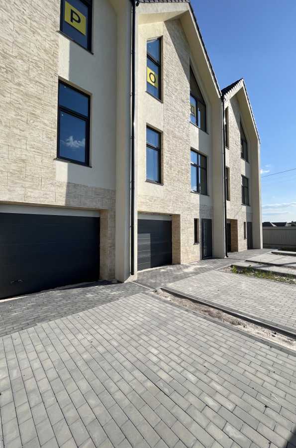 Продажа дома 175 м², Молодіжна, 24