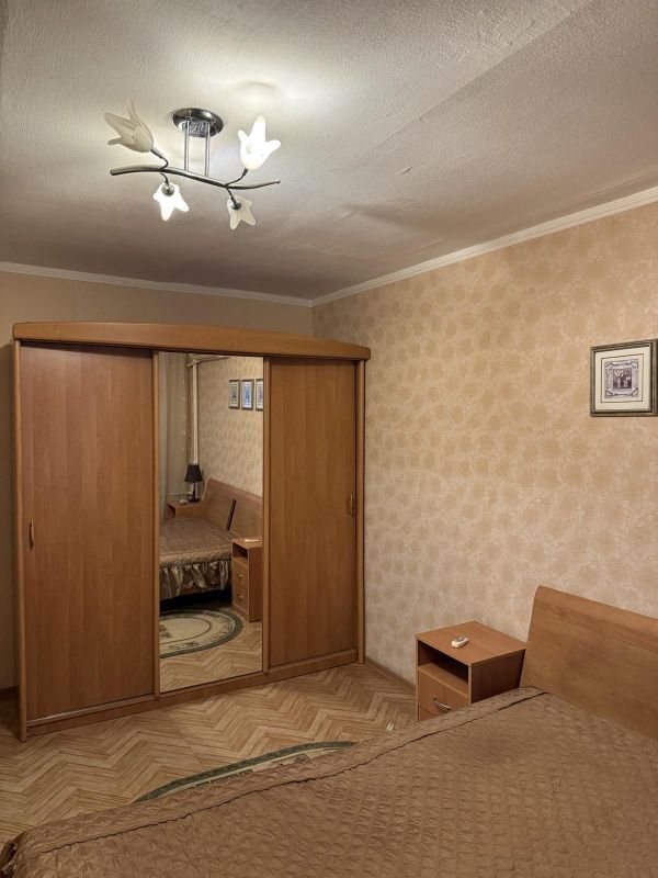 Продаж 2-кімнатної квартири 50 м², Терещенковська вул., 4