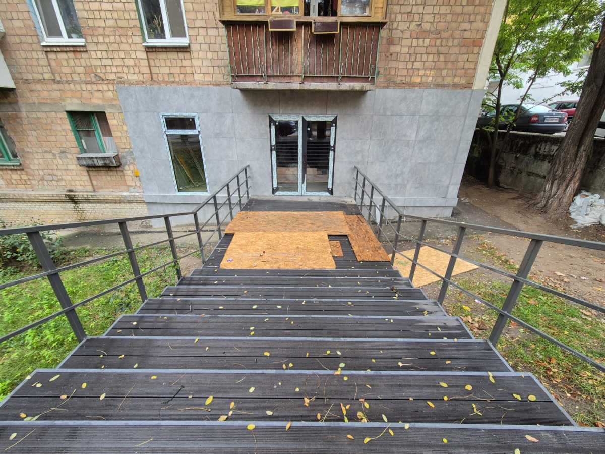 Аренда другого торгового помещения 50 м², Червонопільська, 13/16