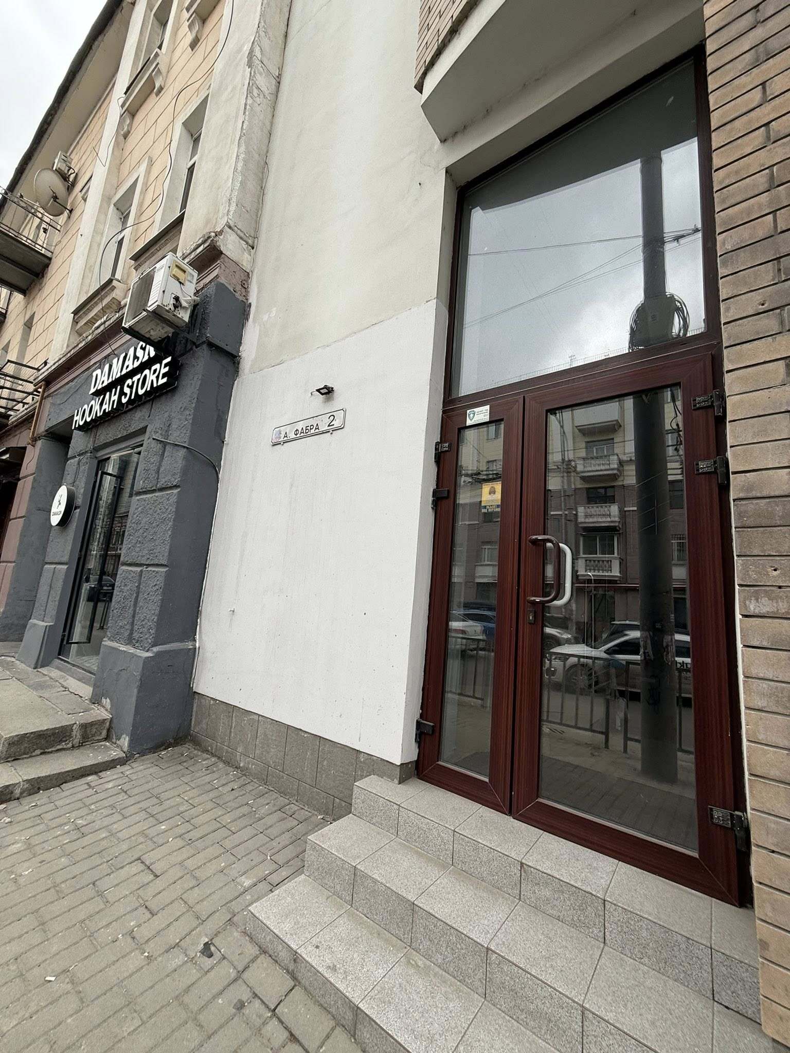 Аренда помещения свободного назначения 100 м², Андрея Фабра ул., 2