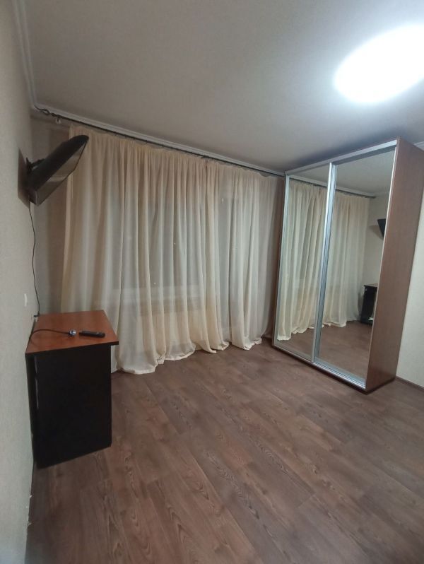 Продаж 1-кімнатної квартири 222 м², Маршала Малиновського вул., 18