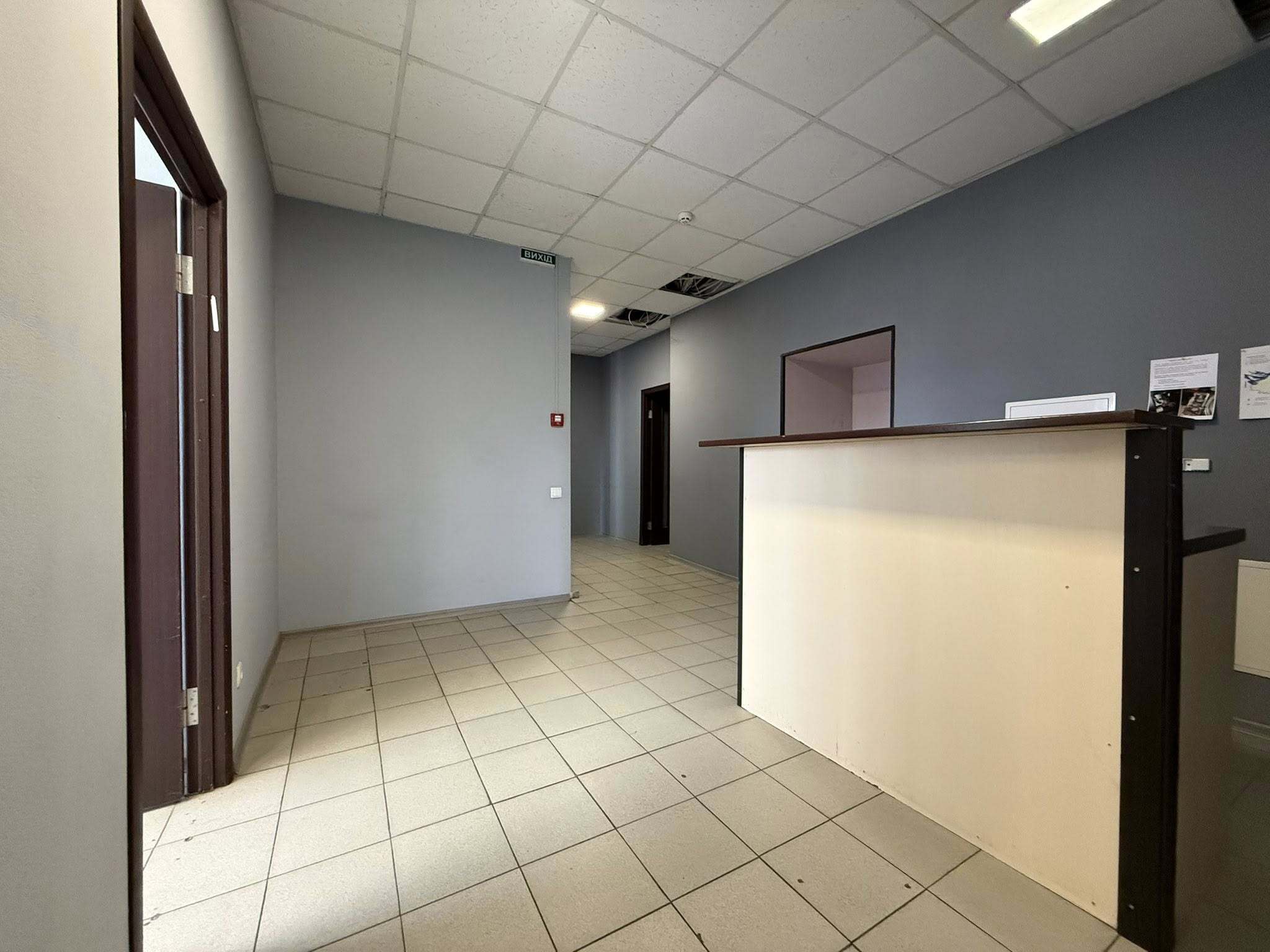 Аренда помещения свободного назначения 520 м², Андрея Фабра ул., 2