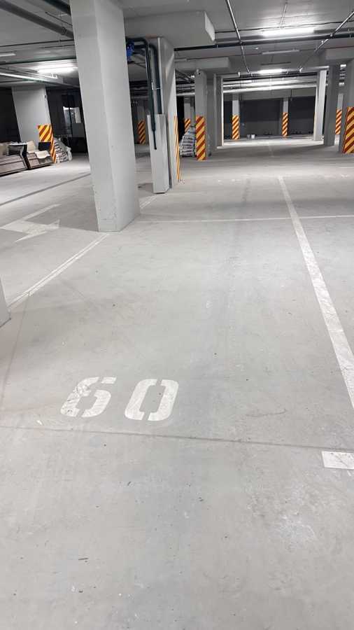 Оренда парковки 21 м², Князя Романа Мстиславича, 26