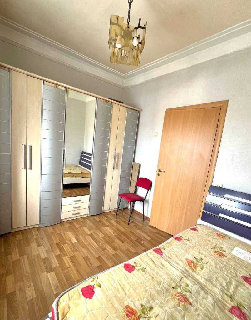 Продаж 2-кімнатної квартири 50 м², Декабристів вул.