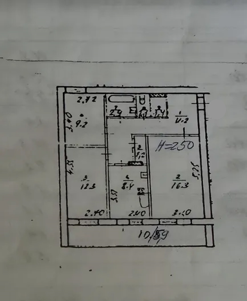 Продажа 3-комнатной квартиры 70 м², Рабочая ул., 65