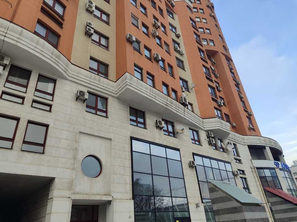 Продаж 2-кімнатної квартири 81.6 м², Шота Руставелі вул., 44