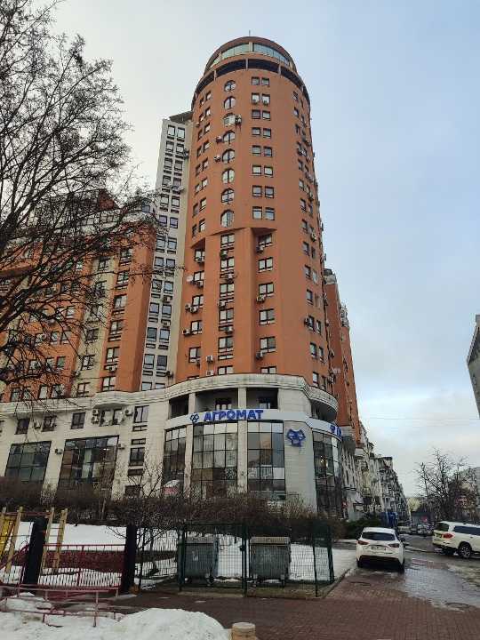 Продаж 2-кімнатної квартири 81.6 м², Шота Руставелі вул., 44