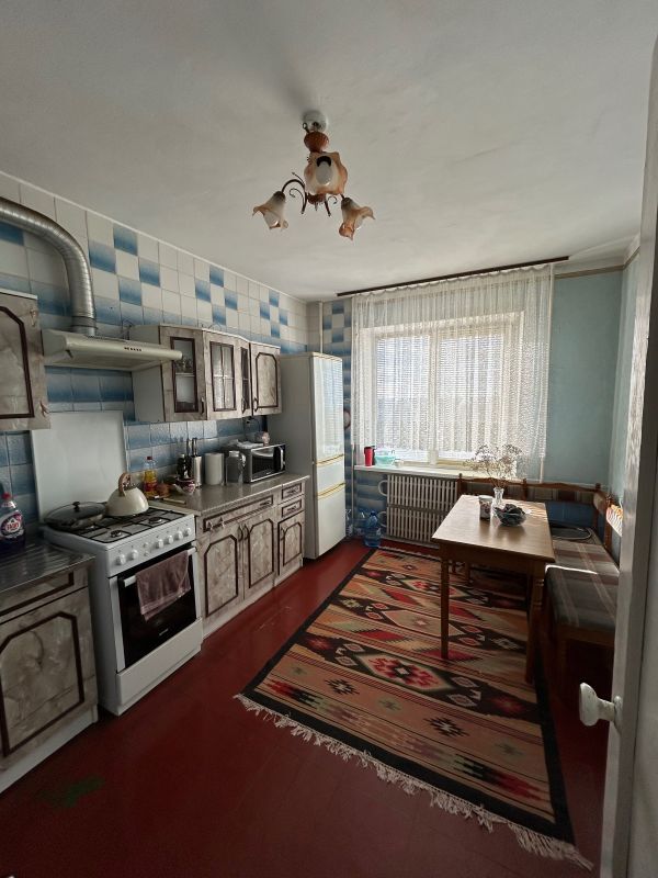 Продажа 4-комнатной квартиры 84 м², Шолохова ул.