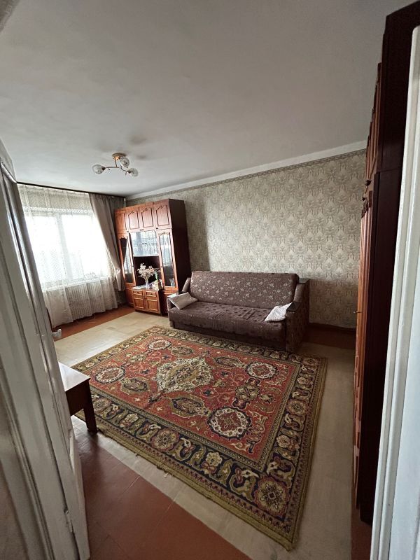 Продажа 4-комнатной квартиры 84 м², Шолохова ул.