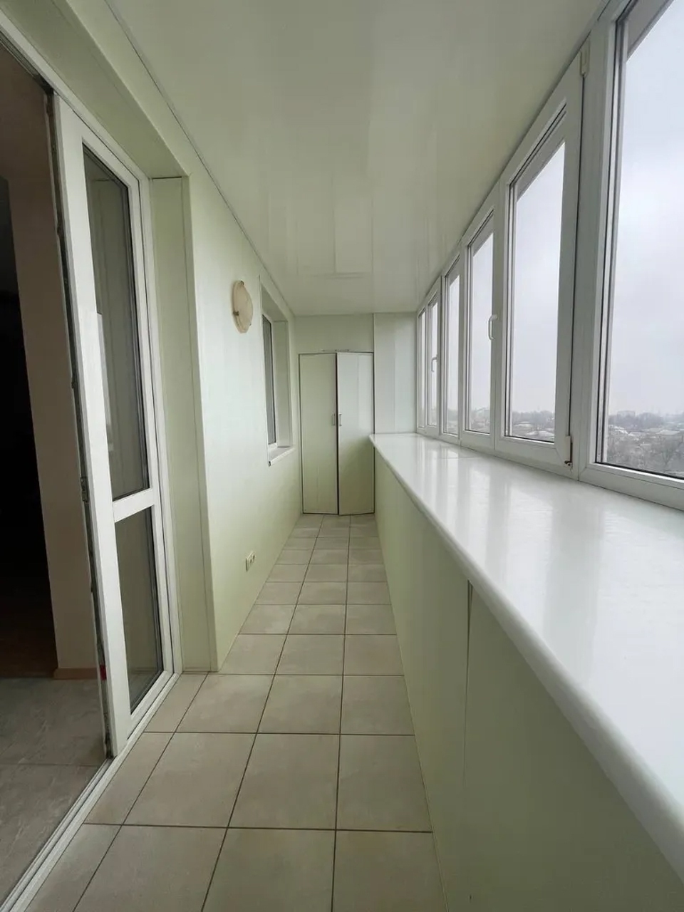 Продажа 3-комнатной квартиры 70 м², Кавалерийская ул., 9