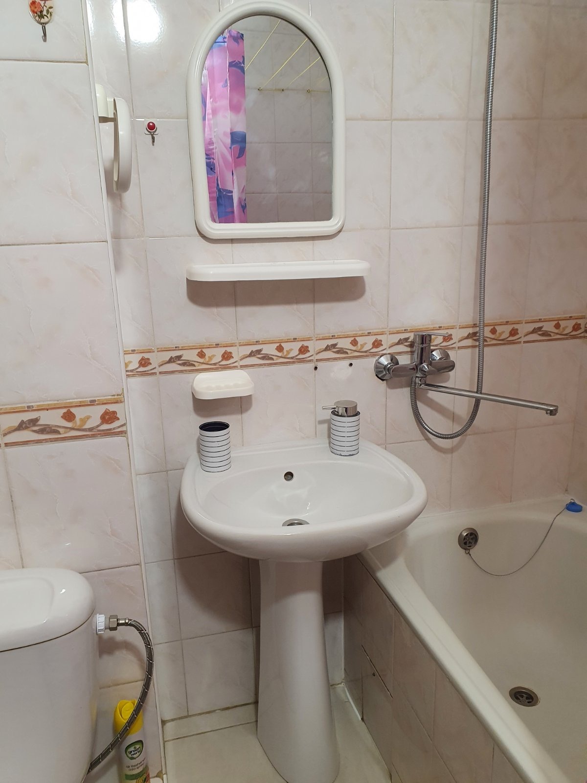 Аренда 1-комнатной квартиры 43.2 м², Милославская ул.