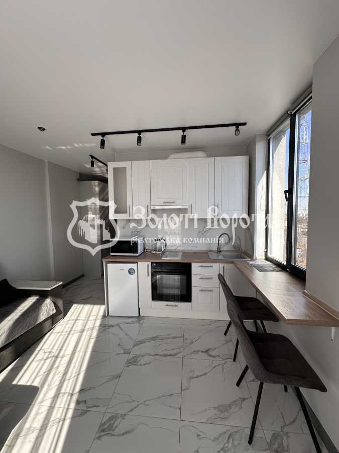 Продаж 1-кімнатної квартири 22.4 м², Лукянівська, 22