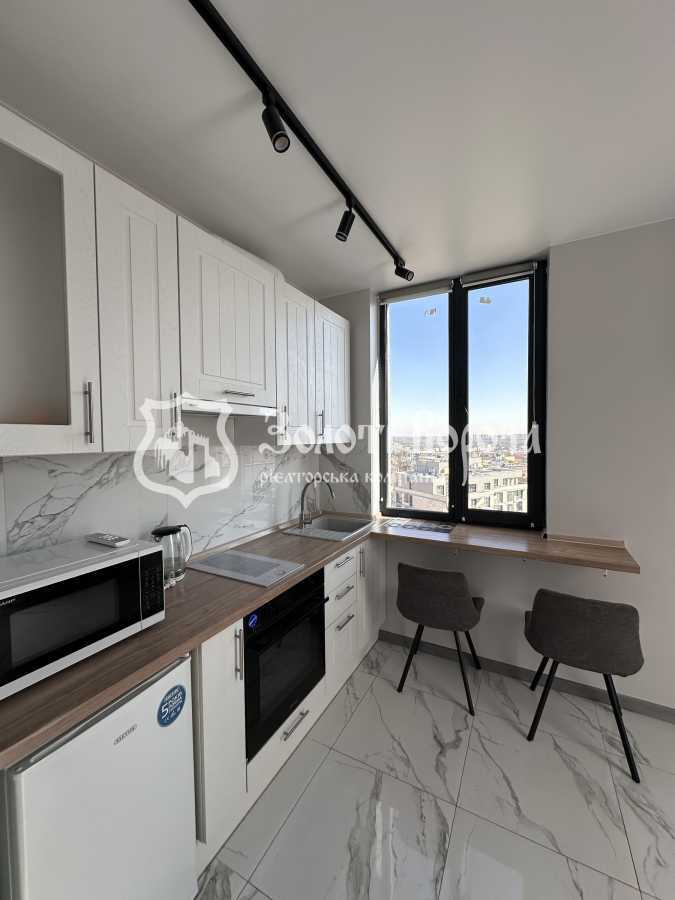 Продаж 1-кімнатної квартири 22.4 м², Лукянівська, 22