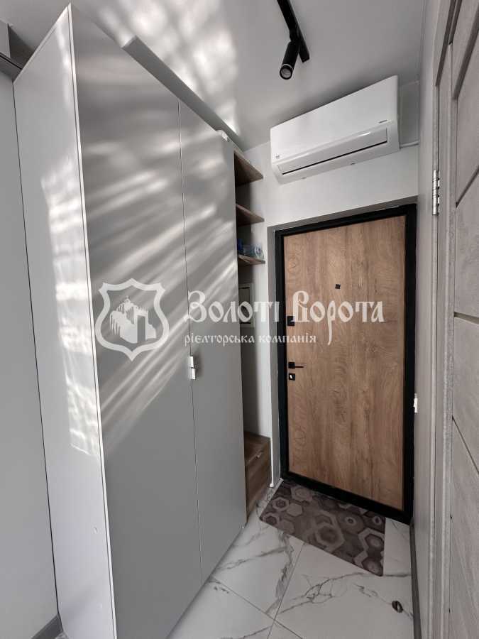 Продаж 1-кімнатної квартири 22.4 м², Лукянівська, 22