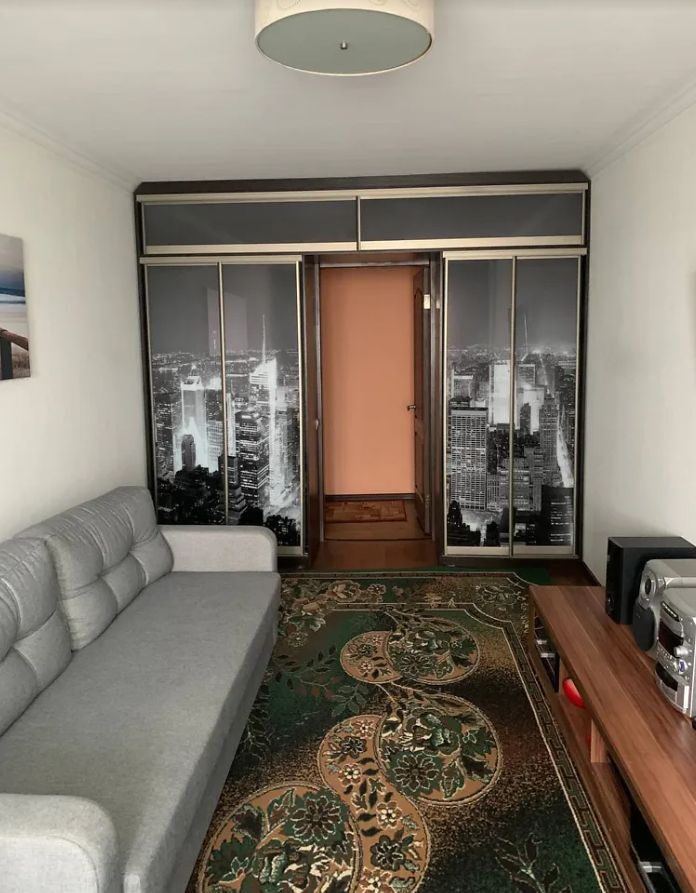 Продаж 3-кімнатної квартири 70 м², Калинова вул., 77