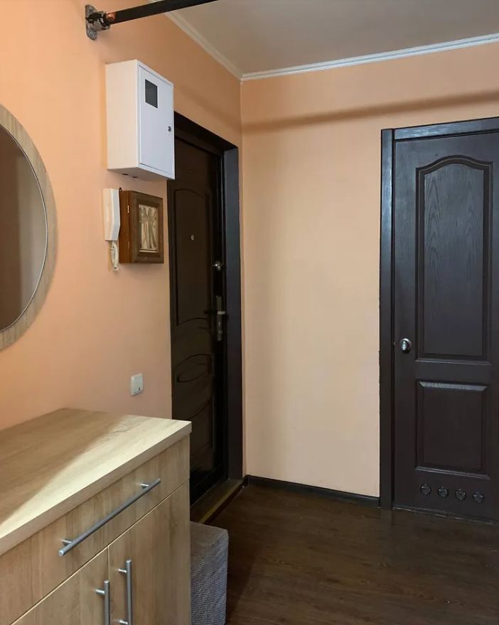 Продаж 3-кімнатної квартири 70 м², Калинова вул., 77