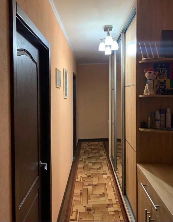 Продаж 3-кімнатної квартири 70 м², Калинова вул., 77