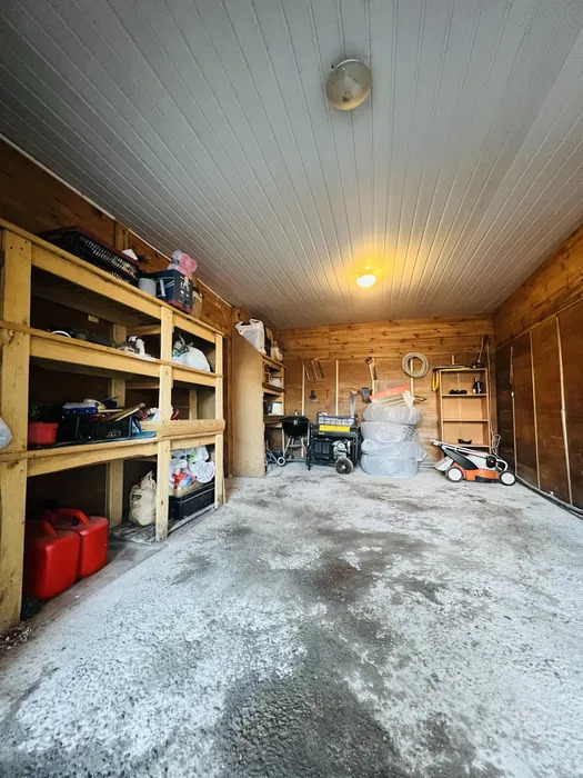 Оренда котеджу 200 м², Орхідейна вул.