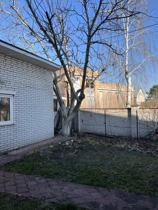 Оренда котеджу 200 м², Орхідейна вул.