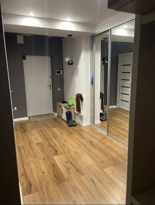 Продаж 3-кімнатної квартири 79 м², Олександра Поля просп., 27