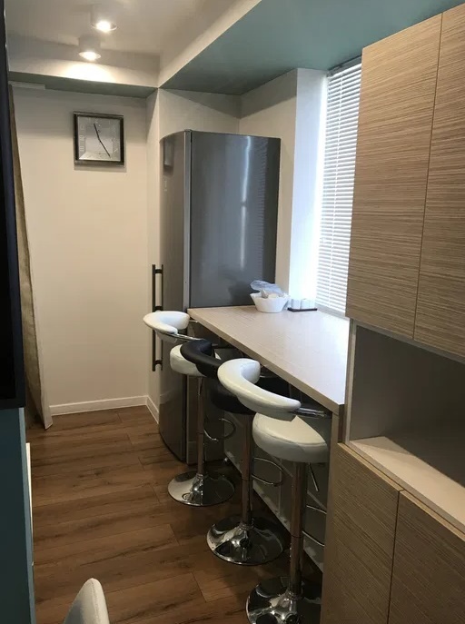 Продаж 3-кімнатної квартири 79 м², Олександра Поля просп., 27