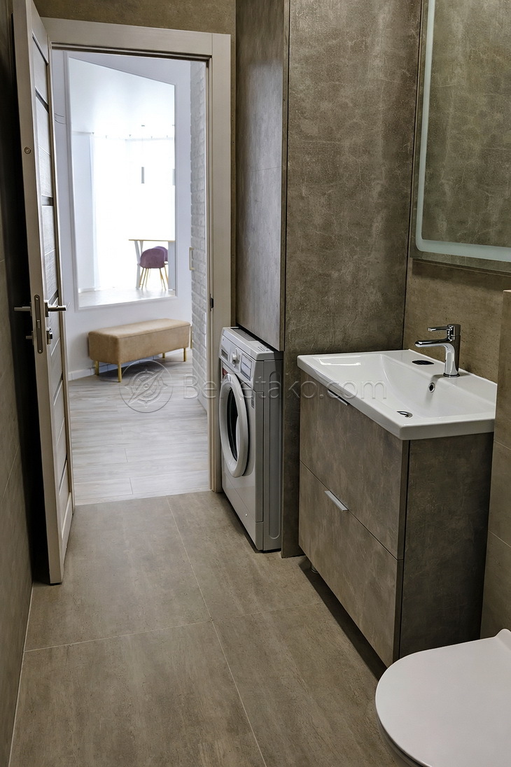 Аренда 2-комнатной квартиры 38 м², Фонтанская дор., 118А