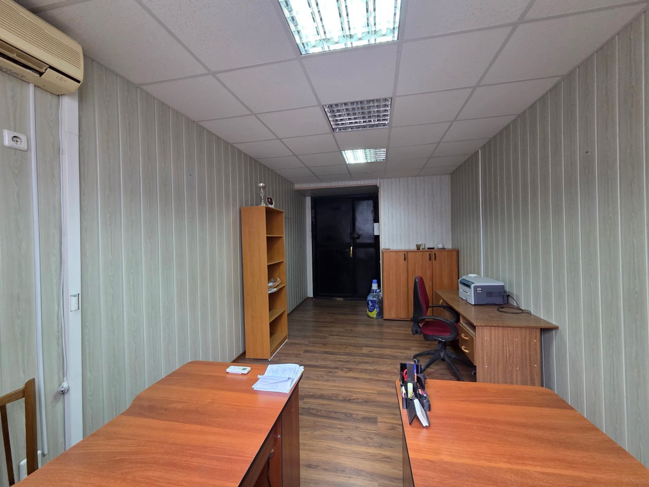 Оренда офісу 17 м², Воскресенська вул.