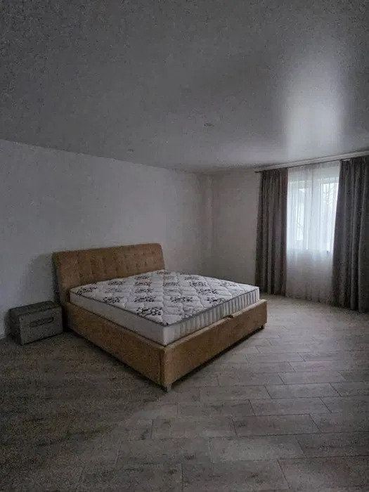 Оренда котеджу 155 м², Берковецька вул.