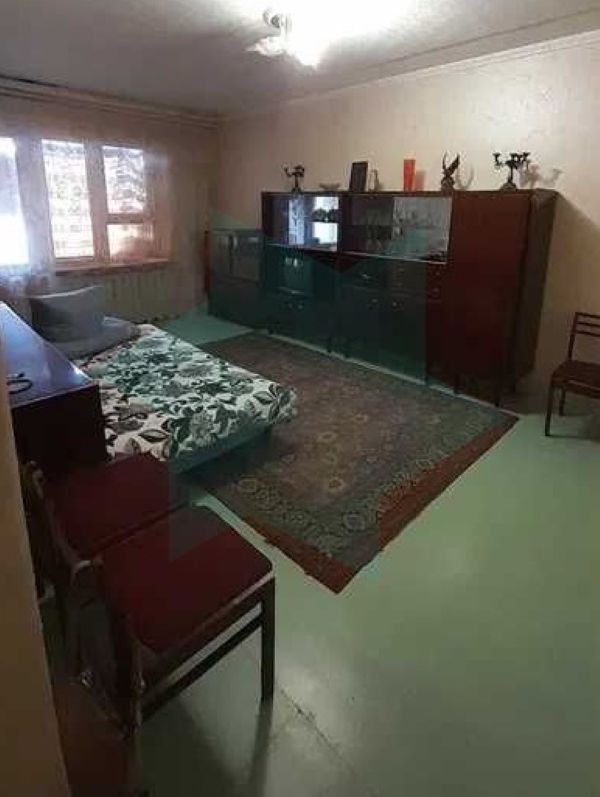 Продаж 2-кімнатної квартири 50 м², Полігонна вул., 18