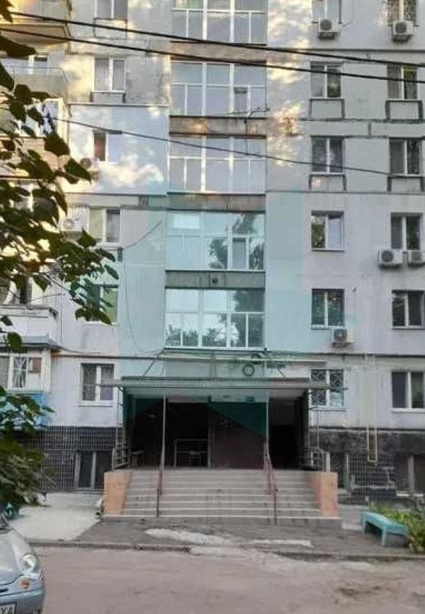 Продаж 2-кімнатної квартири 50 м², Полігонна вул., 18