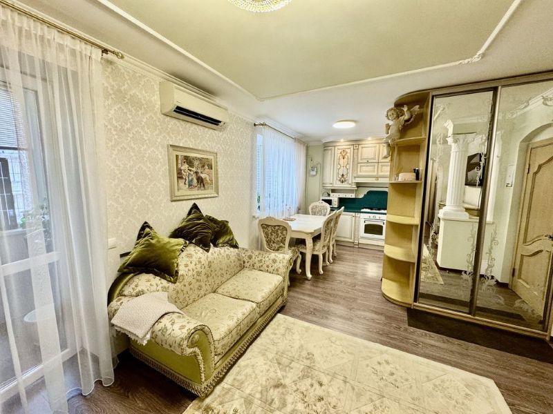 Продаж 1-кімнатної квартири 63 м², Володимира Антоновича вул., 26