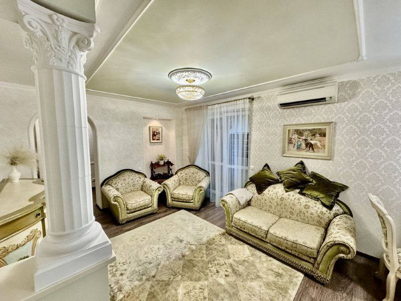 Продаж 1-кімнатної квартири 63 м², Володимира Антоновича вул., 26