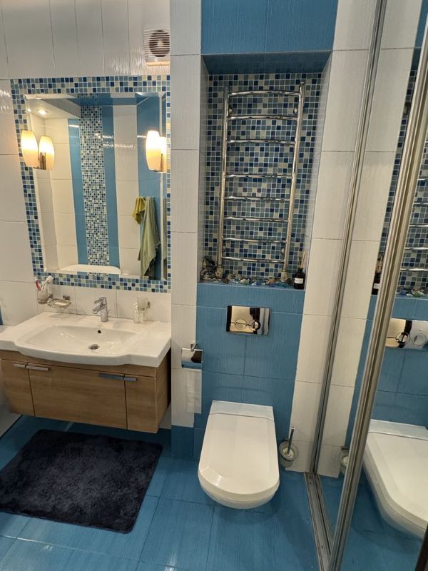 Продажа 2-комнатной квартиры 64 м², Воскресенская ул.