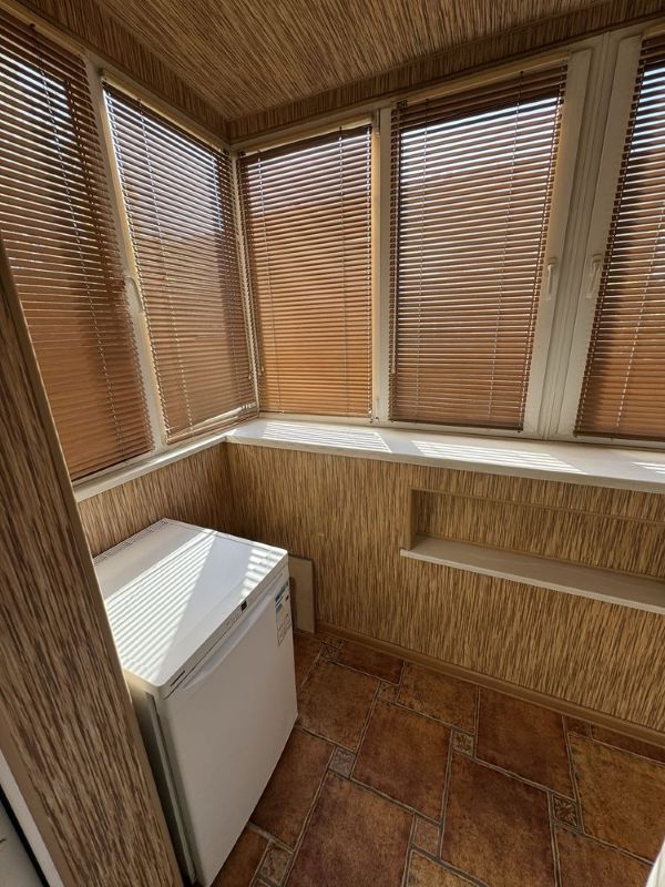 Продажа 2-комнатной квартиры 64 м², Воскресенская ул.