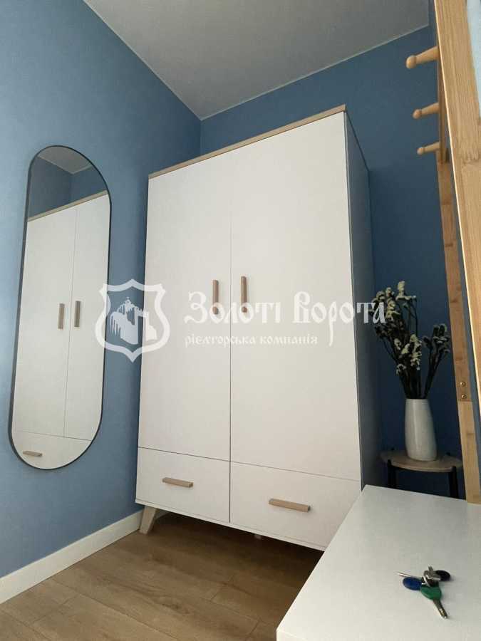 Продаж 1-кімнатної квартири 31 м², Квітки Цісик вул., 32