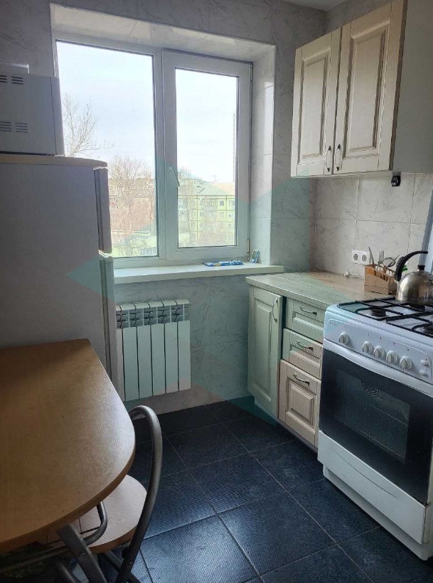 Продаж 2-кімнатної квартири 44 м², Осіння вул.