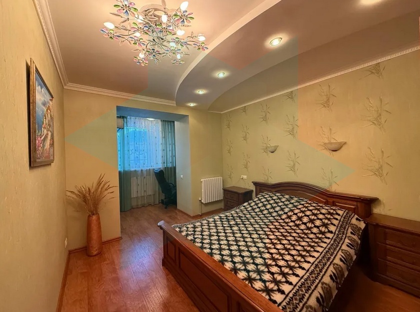 Продажа 2-комнатной квартиры 78 м², Дмитрия Кедрина ул., 53А