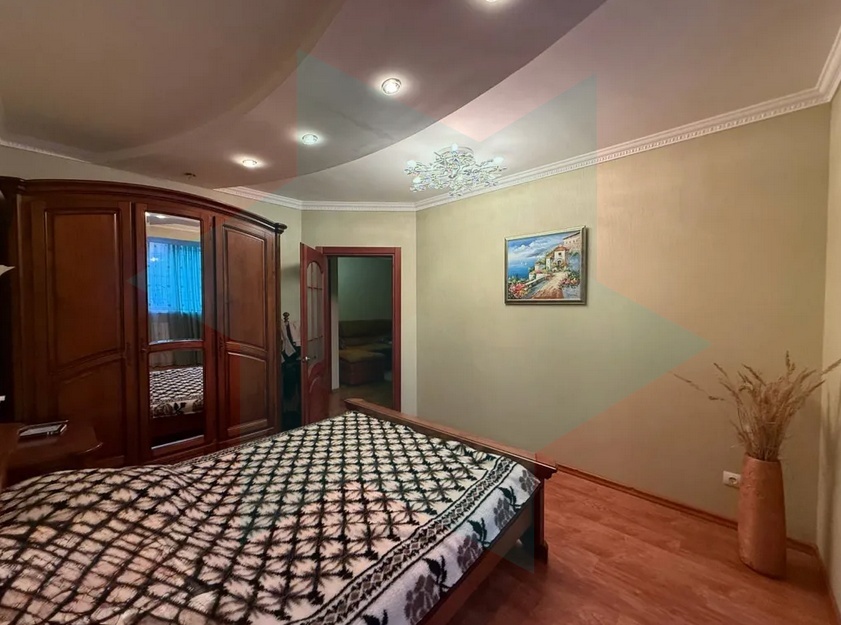 Продажа 2-комнатной квартиры 78 м², Дмитрия Кедрина ул., 53А