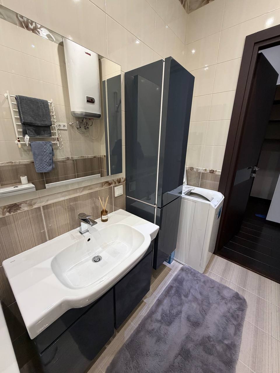 Аренда 2-комнатной квартиры 75 м², Александра Поля просп.