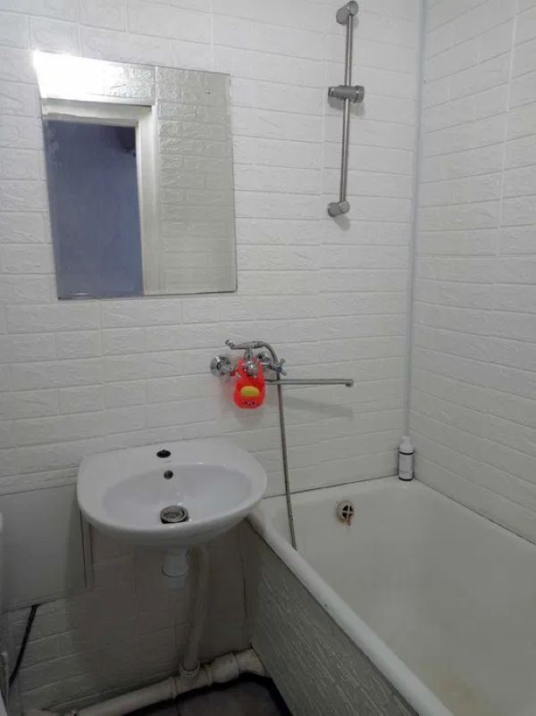 Продажа 1-комнатной квартиры 30 м², Тополь 3 ул.