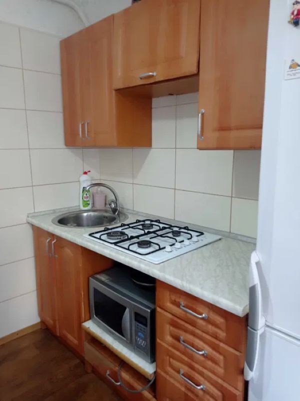 Продажа 1-комнатной квартиры 30 м², Тополь 3 ул.