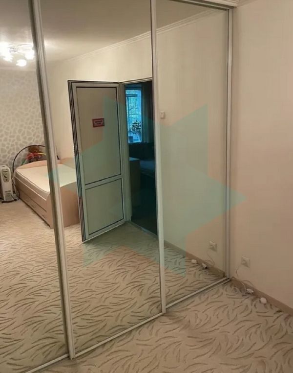 Продаж 2-кімнатної квартири 42 м², Володимира Мономаха вул.