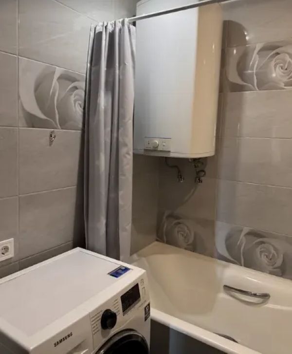 Продажа 3-комнатной квартиры 70 м², Рабочая ул., 65