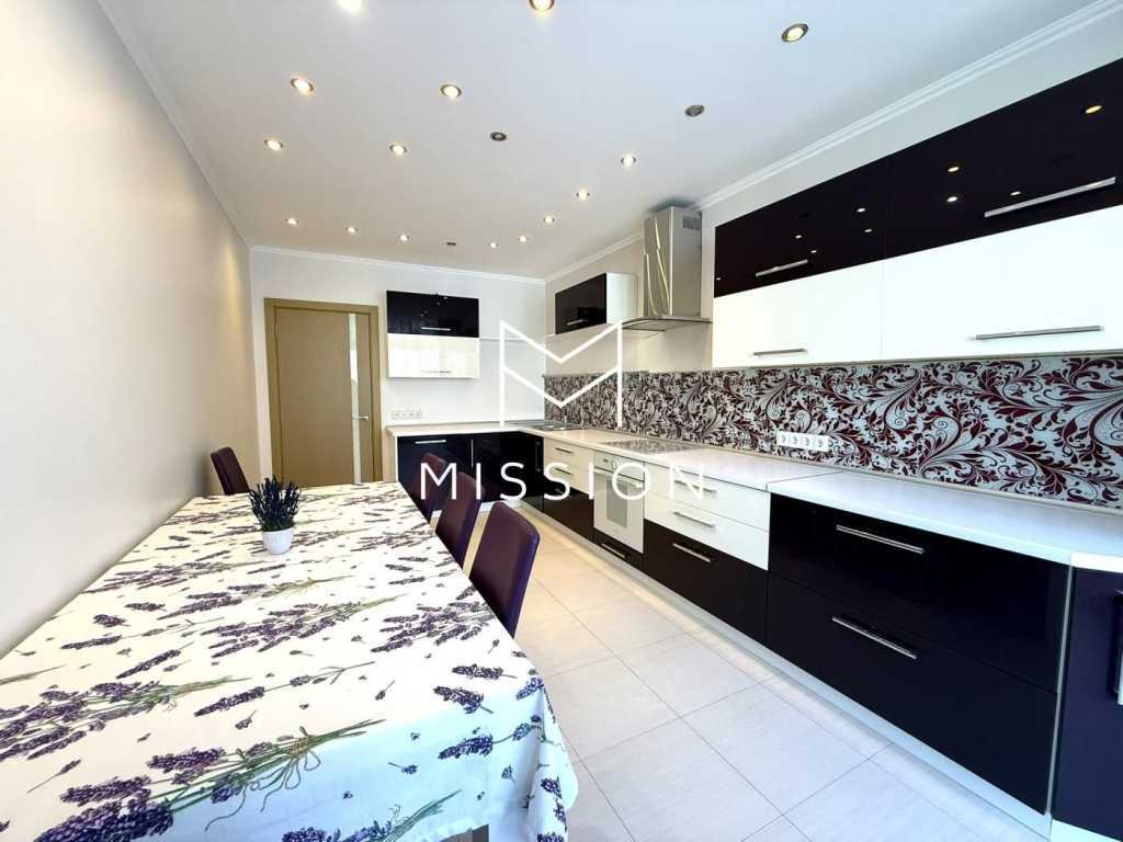 Продаж 3-кімнатної квартири 102 м², Михайла Донця вул., Ломоносова, 54А
