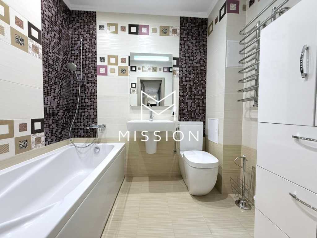 Продаж 3-кімнатної квартири 102 м², Михайла Донця вул., Ломоносова, 54А