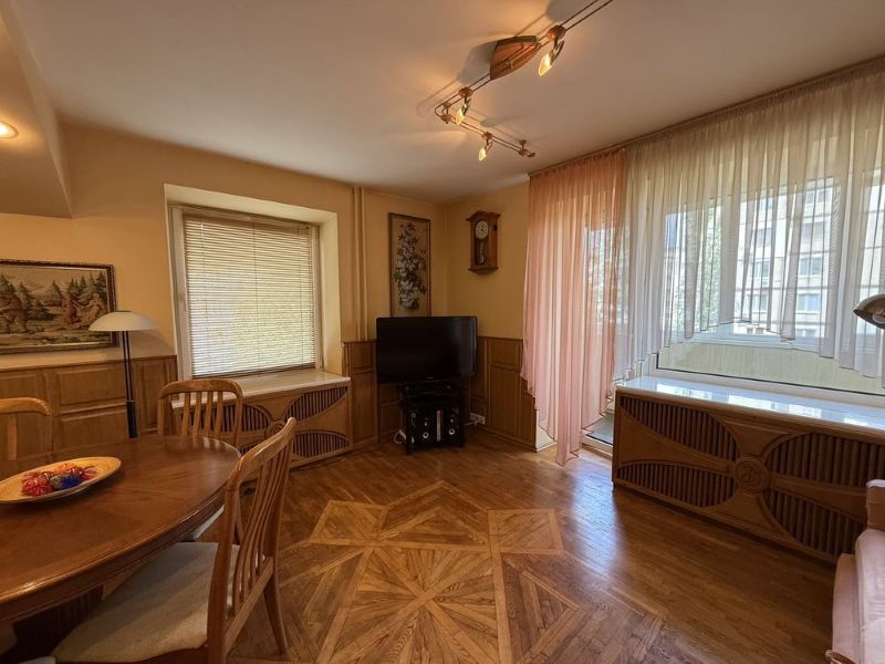 Продаж 3-кімнатної квартири 76 м², Гетьмана Петра Дорошенка вул.