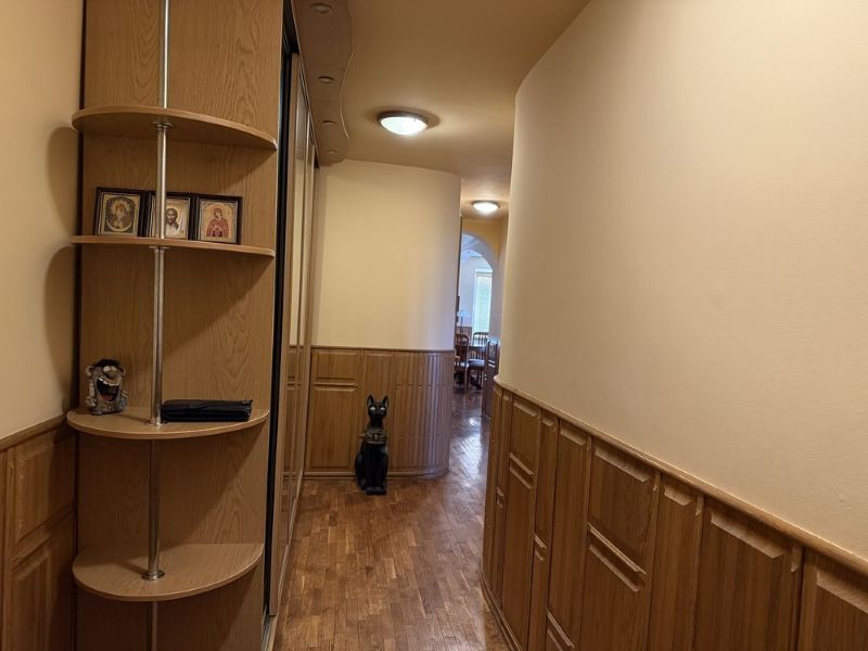 Продаж 3-кімнатної квартири 76 м², Гетьмана Петра Дорошенка вул.