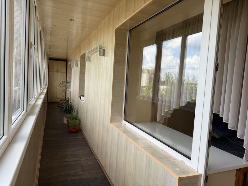 Продаж 3-кімнатної квартири 76 м², Гетьмана Петра Дорошенка вул.