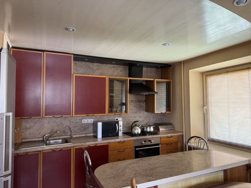 Продаж 3-кімнатної квартири 76 м², Гетьмана Петра Дорошенка вул.